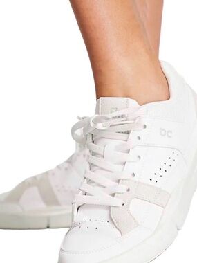 On Running The Roger Clubhouse White Sneakers Womens 9 Leather Tennis Shoes